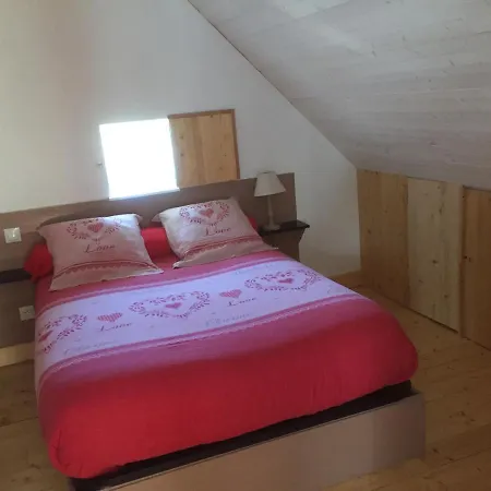 Bed & Breakfast Les Roses Des Bois Murat-le-Quaire