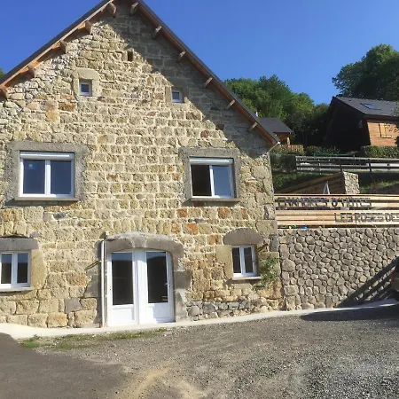 Les Roses Des Bois Bed & Breakfast *