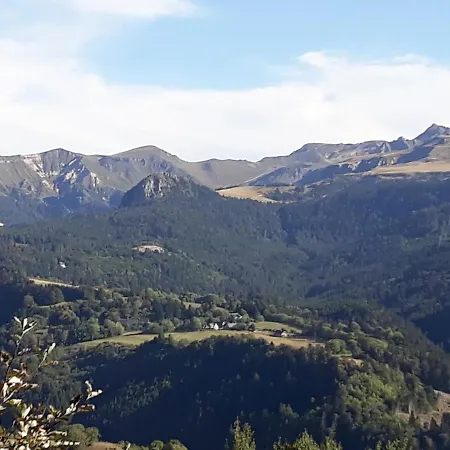 Les Roses Des Bois Oda ve Kahvaltı Murat-le-Quaire