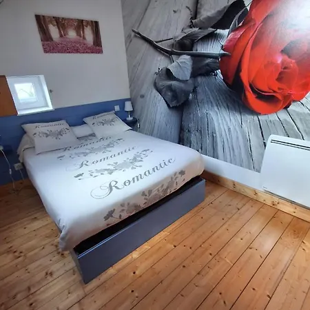 Les Roses Des Bois Bed and Breakfast Murat-le-Quaire