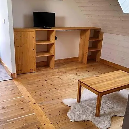 Bed & Breakfast Les Roses Des Bois 3*