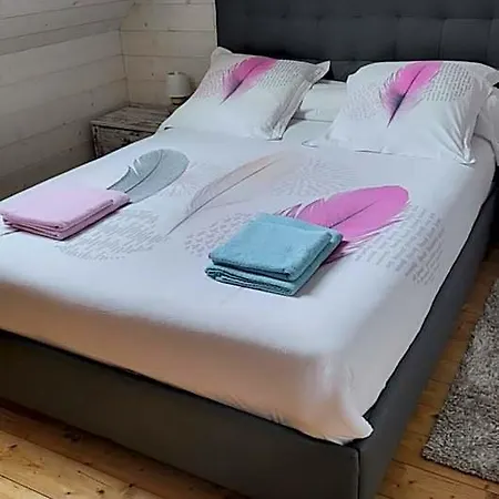 Les Roses Des Bois Bed & Breakfast Murat-le-Quaire