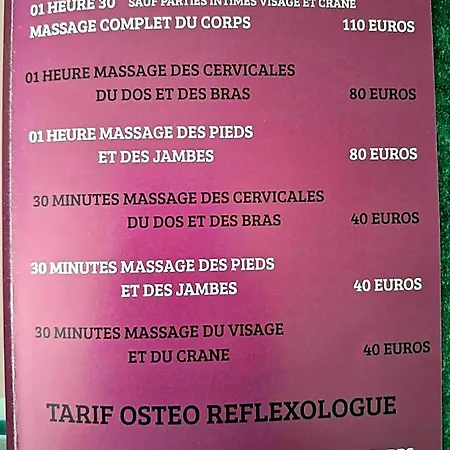 Bed & Breakfast Les Roses Des Bois 3*